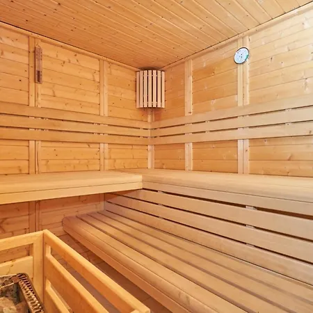 Haus Roland, 04